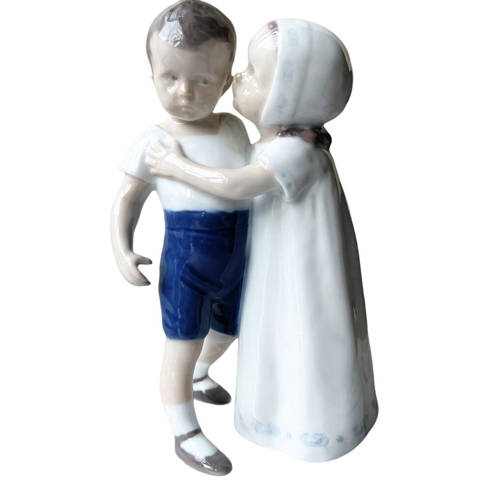 BING & GRONDAHL 1614 Porcelain Figurine I.P.I. Love Refused Boy Girl Denmark EUC